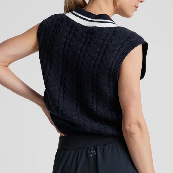 Beyond Yoga- The Cable Knit Vest-nocturnal navy - Picture 2 of 2